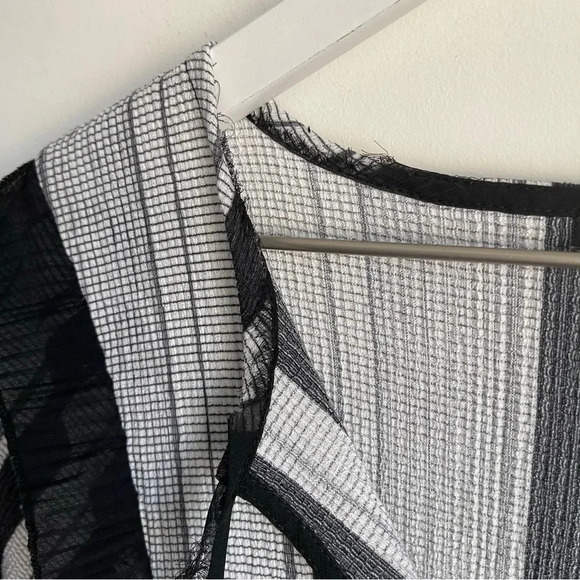 Zara striped ruffle midi short sleeve dress size small - Picture 9 of 9